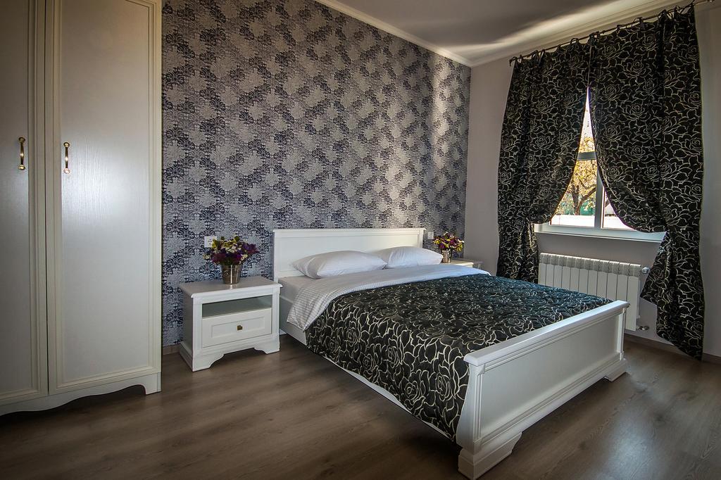 Mini Hotel Ryleev Kharkiv Room photo